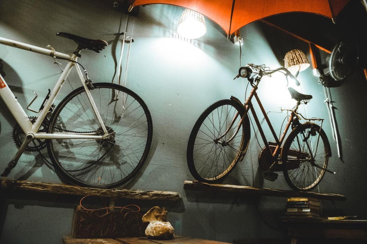 Motodorm Langkawi Hostel Kuah Bagian luar foto