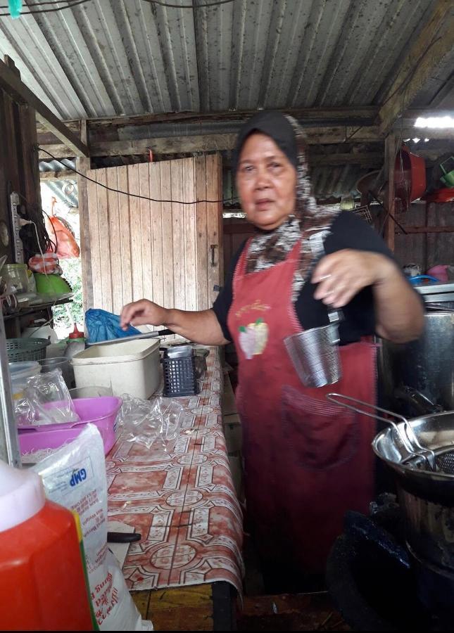 Motodorm Langkawi Hostel Kuah Bagian luar foto