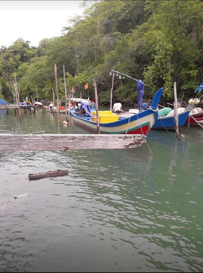 Motodorm Langkawi Hostel Kuah Bagian luar foto